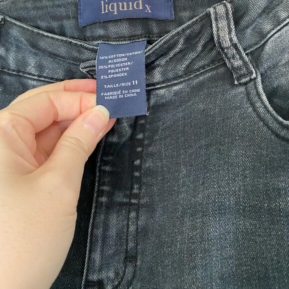 LIQUIDX Floral Embroidered Jeans 👖Women’s Size 11, Good Condition - Picture 3 of 10